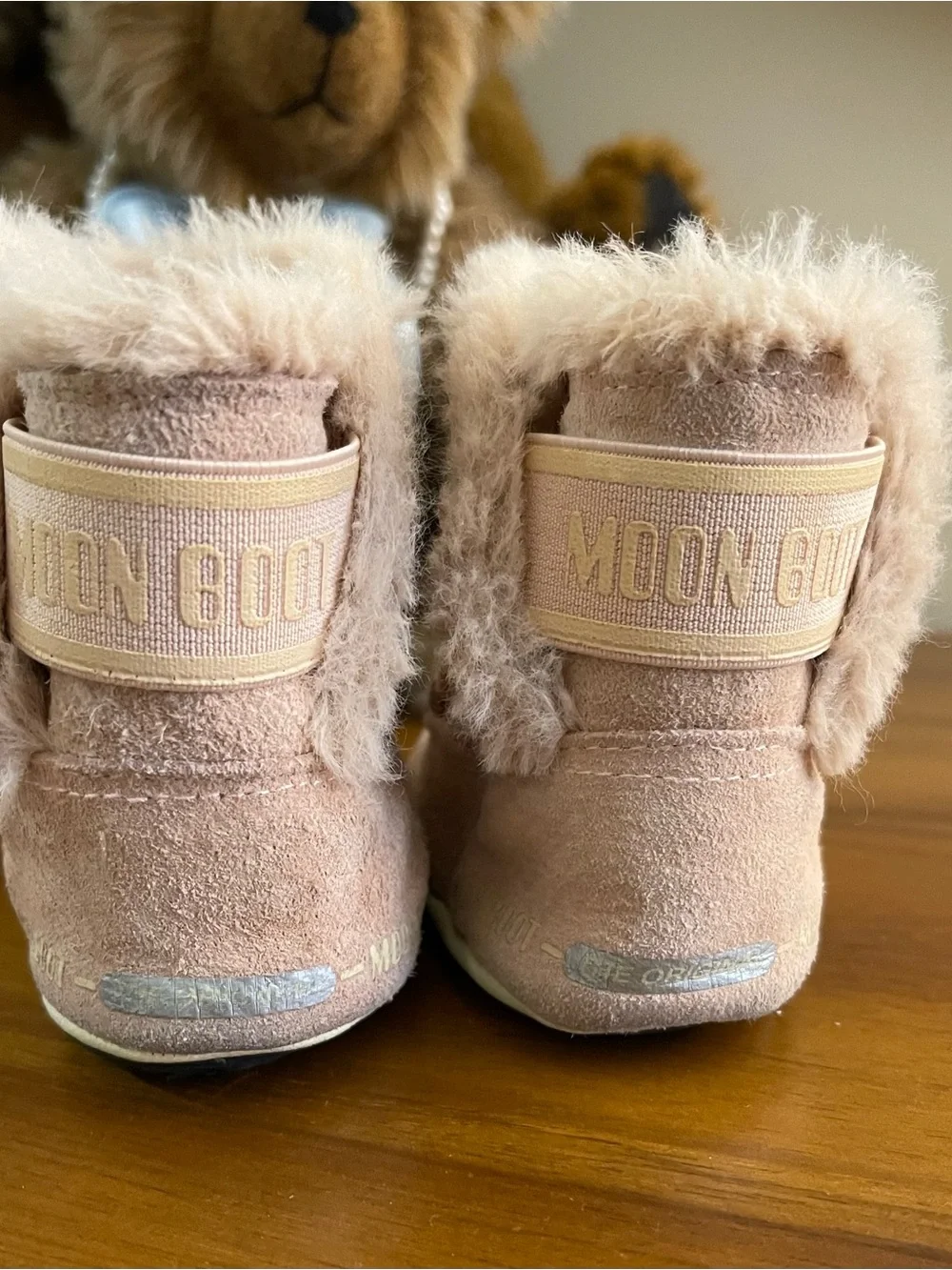 Moon Boot Baby Pink Suede crib shoes
